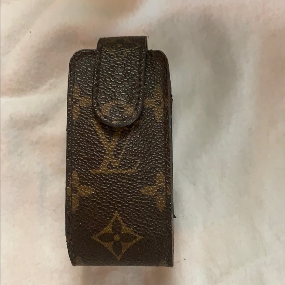 Louis Vuitton Case